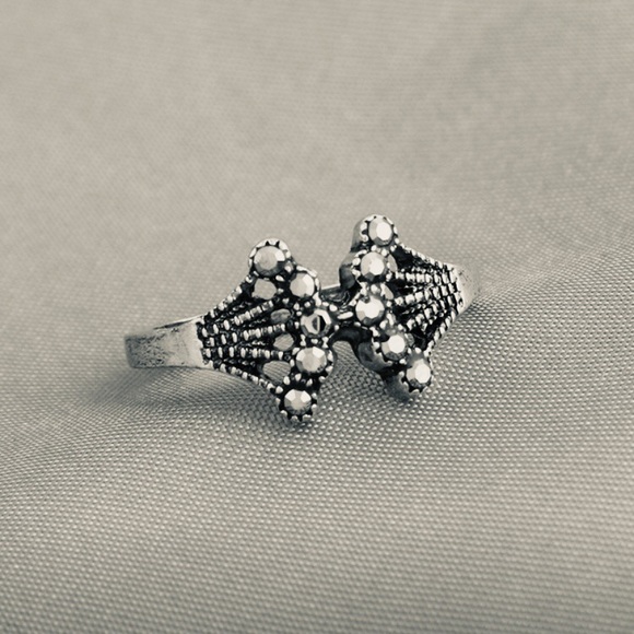 13 Piece BoHo Antiqued Silver Midi-Ring Set - Picture 8 of 12